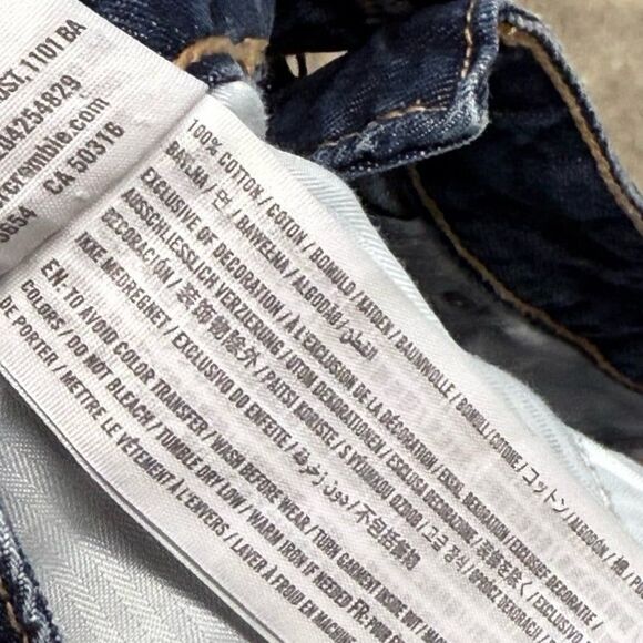 Vintage y2k Abercrombie & fitch distressed dark wash micro shorts - Picture 6 of 6